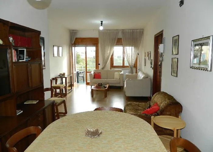 Lungomare 9 Posti Nyaraló